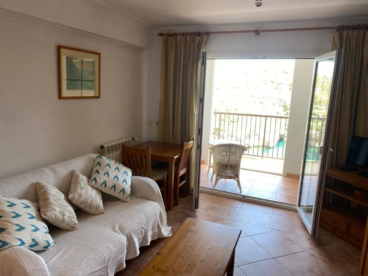 Hostal Restaurante Cala Cala Figuera  Guest house